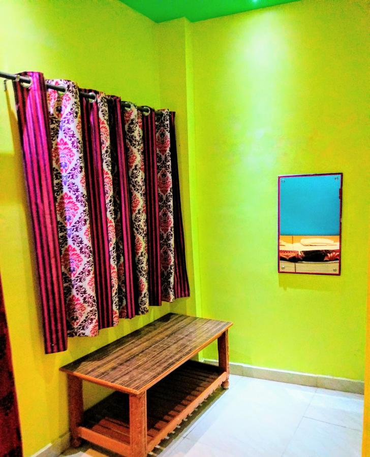 Shree Sai Paying Guest House พาราณสี ภายนอก รูปภาพ